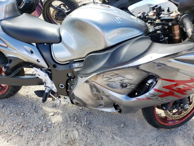 JS1GX72B5K7100116 - 2019 SUZUKI GSX1300 RA GRAY photo 10