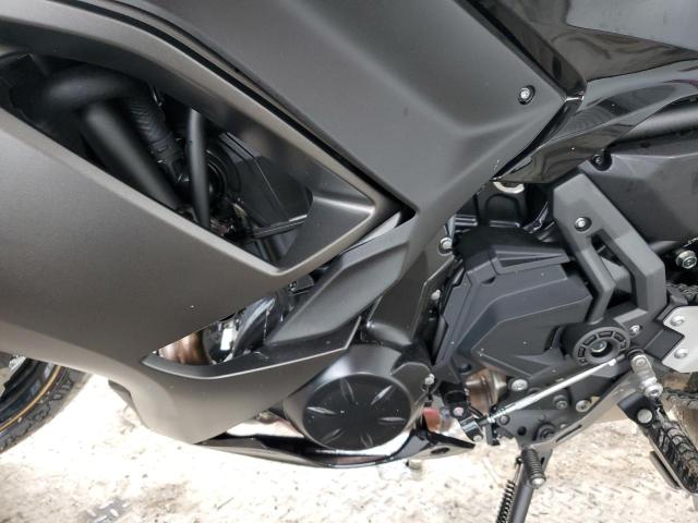 ML5EXER1XPDA80045 - 2023 KAWASAKI EX650 R GRAY photo 9