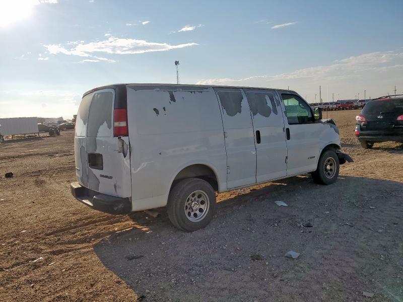 1GCGG25V341108218 - 2004 CHEVROLET EXPRESS G2 WHITE photo 3