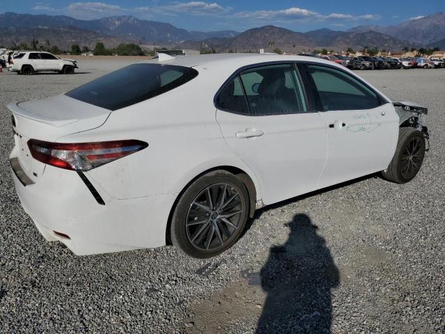 4T1T11AK7PU165669 - 2023 TOYOTA CAMRY SE NIGHT SHADE WHITE photo 3