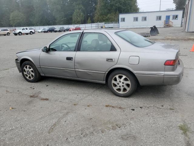 4T1BF28K2WU064790 - 1998 TOYOTA CAMRY CE თაფლისფერი ფოტო 2