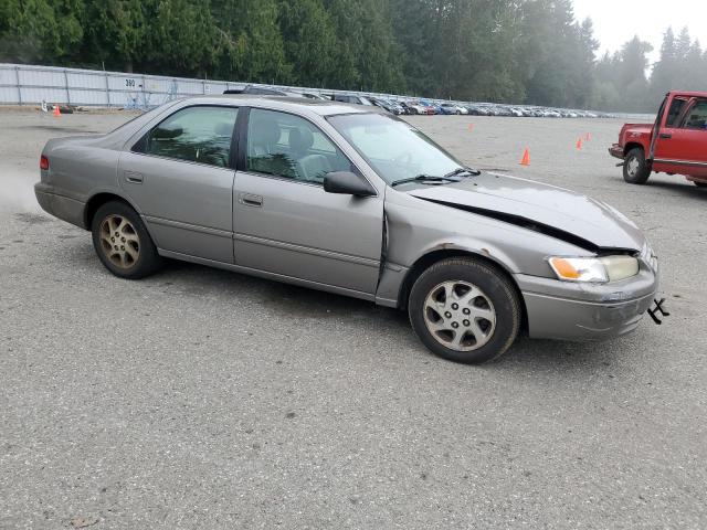 4T1BF28K2WU064790 - 1998 TOYOTA CAMRY CE თაფლისფერი ფოტო 4