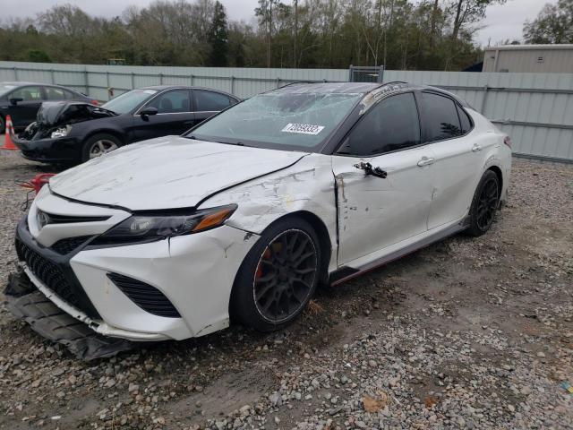 4T1NZ1AKXLU043741 - 2020 TOYOTA CAMRY TRD WHITE photo 1