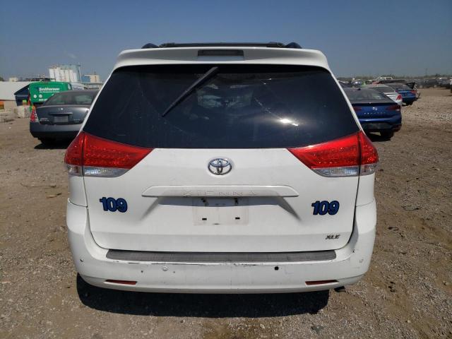 5TDYK3DC6ES526303 - 2014 TOYOTA SIENNA XLE WHITE photo 6