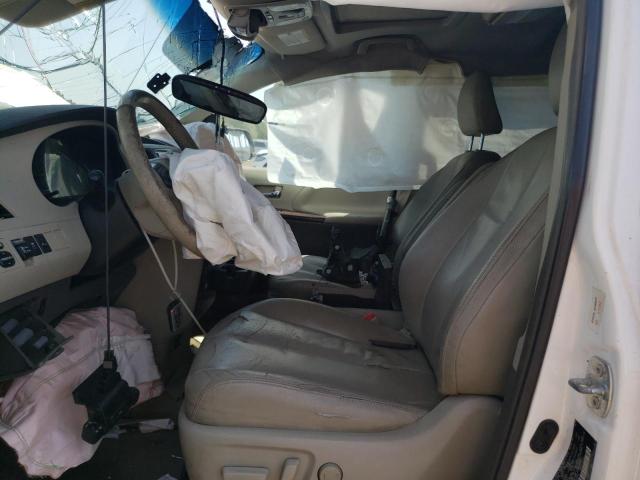 5TDYK3DC6ES526303 - 2014 TOYOTA SIENNA XLE WHITE photo 7