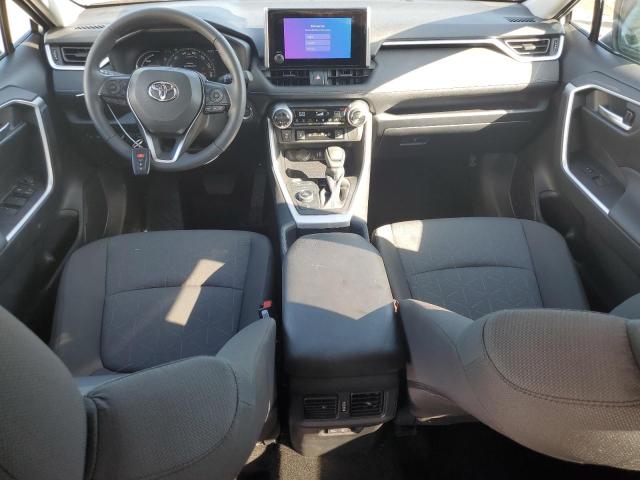 2T3RWRFV9SW261672 - 2025 TOYOTA RAV4 XLE Сріблястий фото 8