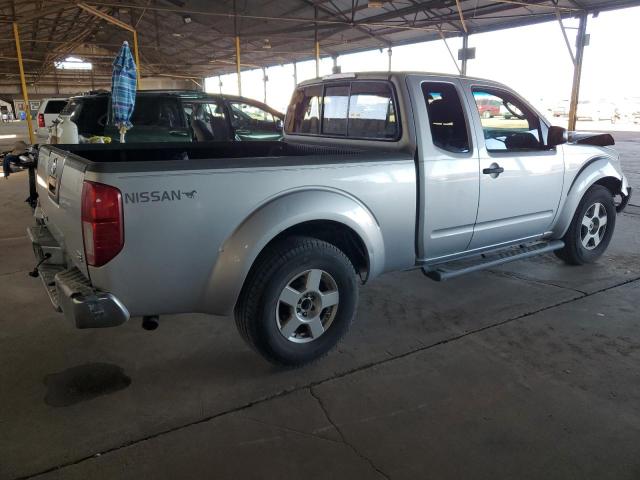 1N6AD06U58C434599 - 2008 NISSAN FRONTIER KING CAB LE SILVER photo 3