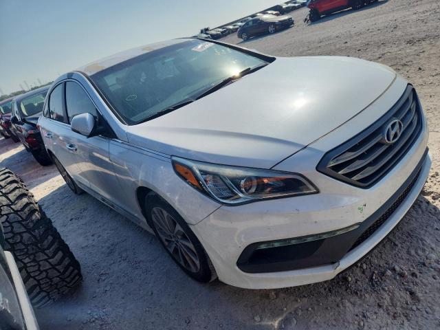 5NPE34AF1FH077317 - 2015 HYUNDAI SONATA SPORT WHITE photo 4