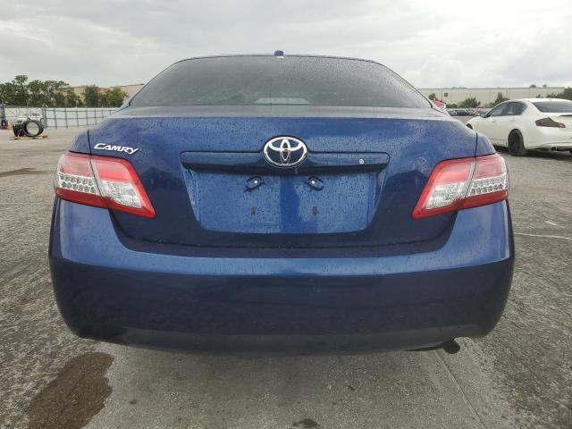 4T1BF3EK1AU558089 - 2010 TOYOTA CAMRY BASE 蓝色 照片 6