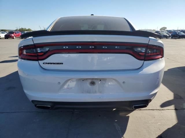 2C3CDXBG5GH218921 - 2016 DODGE CHARGER SE WHITE photo 6