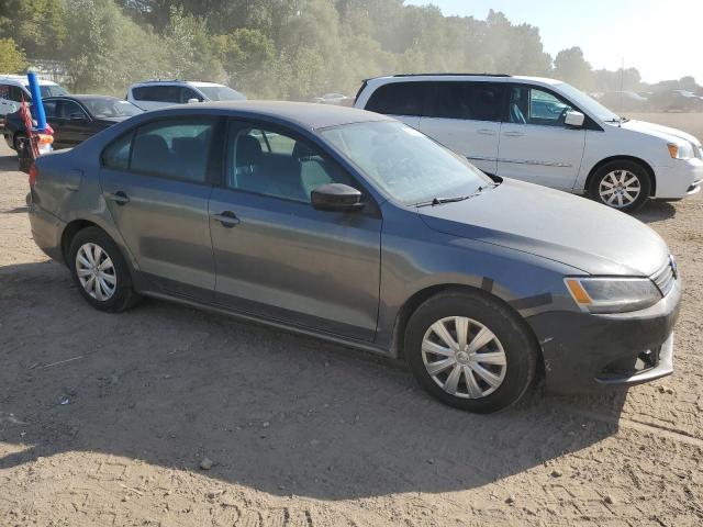 3VW2K7AJ9DM254065 - 2013 VOLKSWAGEN JETTA BASE GRAY photo 4
