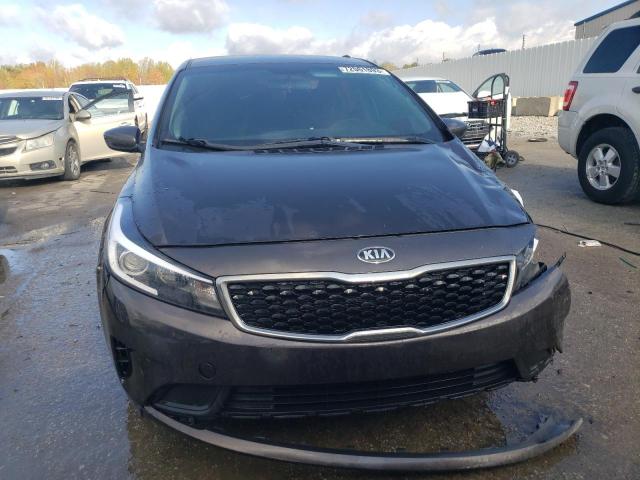 3KPFK4A77JE176818 - 2018 KIA FORTE LX GRAY photo 5