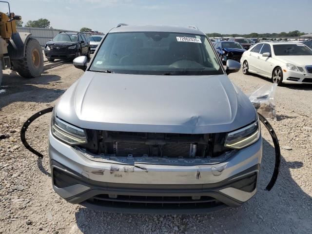 3VV2B7AX9NM099740 - 2022 VOLKSWAGEN TIGUAN SE ვერცხლისფერი ფოტო 5