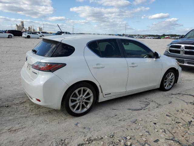 JTHKD5BH6B2043986 - 2011 LEXUS CT 200 WHITE photo 3