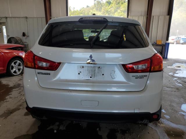 4A4AR3AU3FE002648 - 2015 MITSUBISHI OUTLANDER ES 白色 照片 6