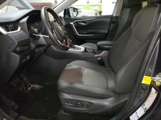 2T3P1RFV0MW167415 - 2021 TOYOTA RAV4 XLE 灰色 照片 7