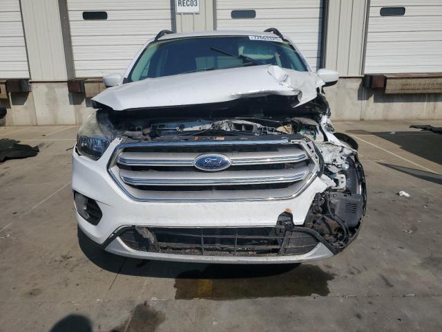 1FMCU9GD7JUC02144 - 2018 FORD ESCAPE SE Білий фото 5