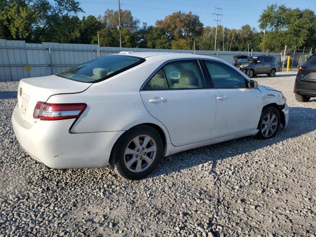 4T4BF3EK0BR164980 - 2011 TOYOTA CAMRY BASE WHITE photo 3