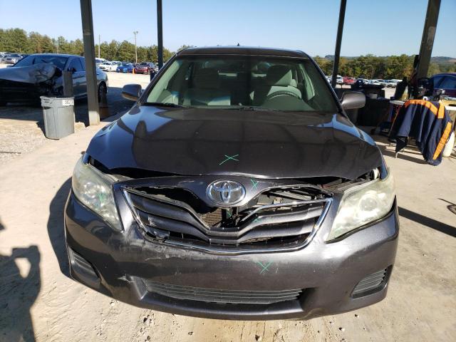 4T1BF3EKXAU062417 - 2010 TOYOTA CAMRY BASE GRAY photo 5