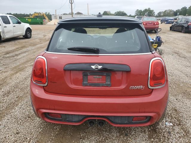 WMWXP7C56F2A39165 - 2015 MINI COOPER S RED photo 6