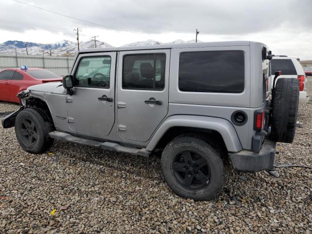 1C4BJWDG4JL855834 - 2018 JEEP WRANGLER U SILVER photo 2