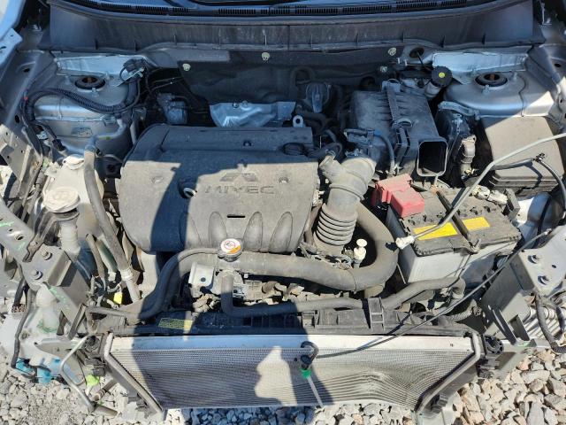 JA4ARUAU3NU008669 - 2022 MITSUBISHI OUTLANDER ES SILVER photo 12