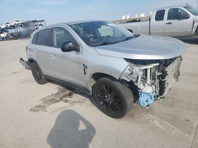 JA4ARUAU3NU008669 - 2022 MITSUBISHI OUTLANDER ES SILVER photo 4