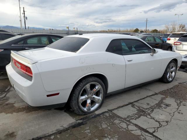 2C3CDYAG2DH570289 - 2013 DODGE CHALLENGER SXT WHITE photo 3