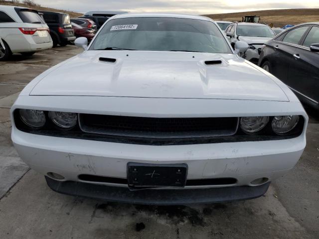 2C3CDYAG2DH570289 - 2013 DODGE CHALLENGER SXT WHITE photo 5