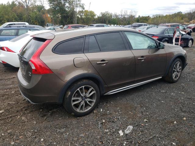 YV440MWK2H1025437 - 2017 VOLVO V60 CROSS PREMIER BROWN photo 3