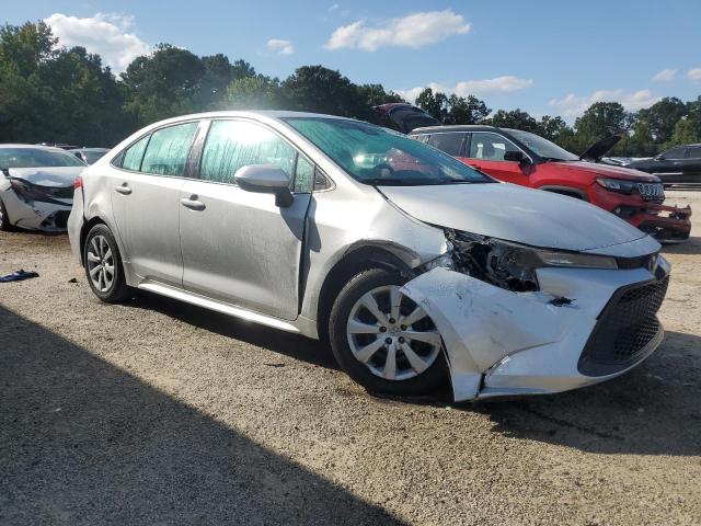 5YFEPMAE4MP210731 - 2021 TOYOTA COROLLA LE ვერცხლისფერი ფოტო 4