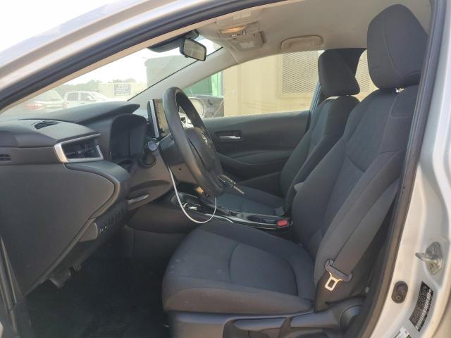 5YFEPMAE4MP210731 - 2021 TOYOTA COROLLA LE ვერცხლისფერი ფოტო 7