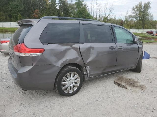 5TDJK3DC2BS014275 - 2011 TOYOTA SIENNA LE GRAY photo 3