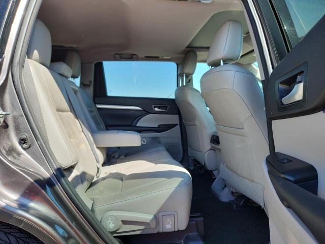 5TDJKRFH4GS285101 - 2016 TOYOTA HIGHLANDER XLE 灰色 照片 11