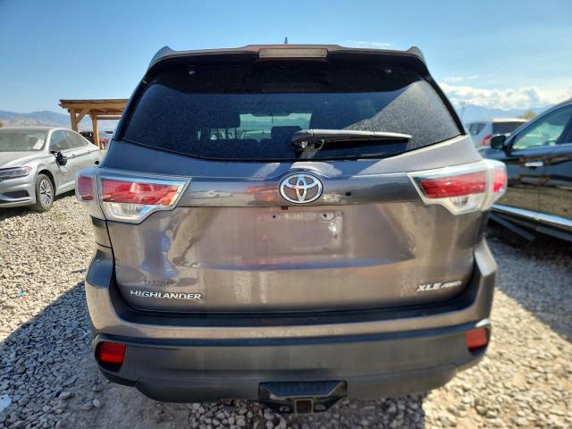 5TDJKRFH4GS285101 - 2016 TOYOTA HIGHLANDER XLE 灰色 照片 6