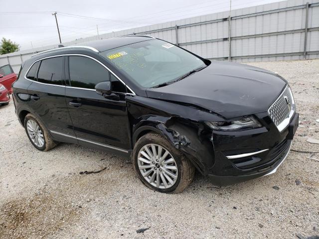 5LMCJ1C96KUL23189 - 2019 LINCOLN MKC BLACK photo 4