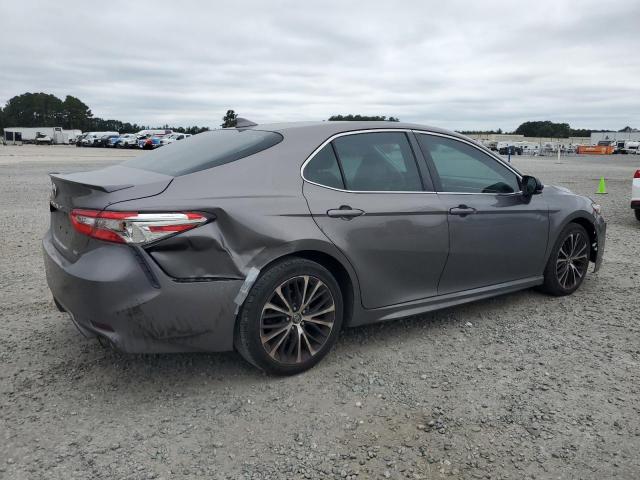 4T1B11HK9JU634978 - 2018 TOYOTA CAMRY L GRAY photo 3