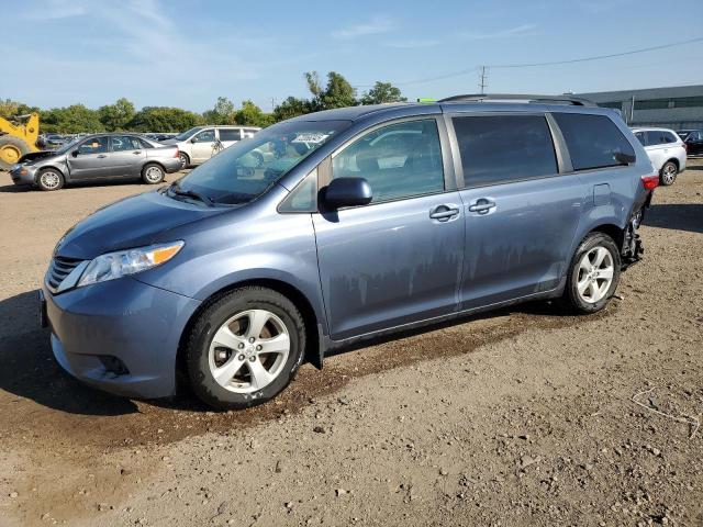 2015 TOYOTA SIENNA LE, 