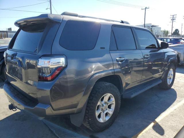 JTEZU5JR6L5225631 - 2020 TOYOTA 4RUNNER SR5 GRAY photo 3