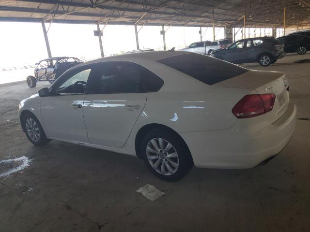 1VWAT7A32FC043658 - 2015 VOLKSWAGEN PASSAT S WHITE photo 2