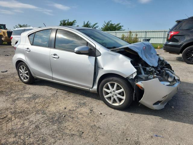 JTDKDTB30C1006871 - 2012 TOYOTA PRIUS C 银色 照片 4