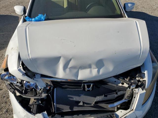 JHMCP26438C013526 - 2008 HONDA ACCORD LXP WHITE photo 11