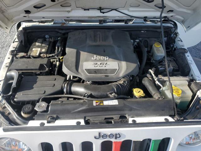 1C4GJWAG6CL258181 - 2012 JEEP WRANGLER SPORT WHITE photo 12