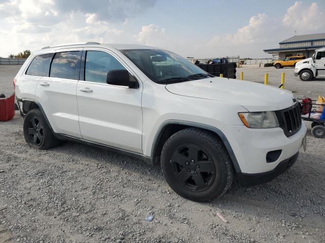 1J4RR4GG2BC617838 - 2011 JEEP GRAND CHEROKEE LAREDO أبيض صورة 4