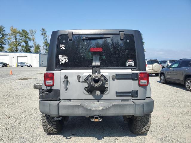 1C4BJWDG9DL694482 - 2013 JEEP WRANGLER UNLIMITED SPORT Gümüş foto 6