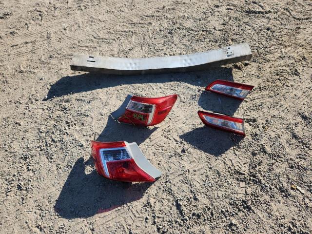 4T1BF1FK9EU391652 - 2014 TOYOTA CAMRY L SILVER photo 12