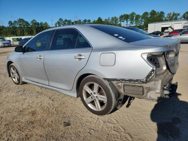 4T1BF1FK9EU391652 - 2014 TOYOTA CAMRY L SILVER photo 2