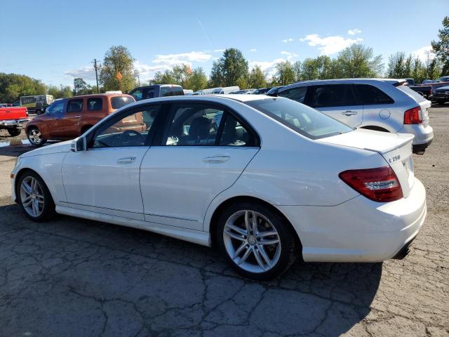 WDDGF4HB0DR248590 - 2013 MERCEDES-BENZ C 250 WHITE photo 2