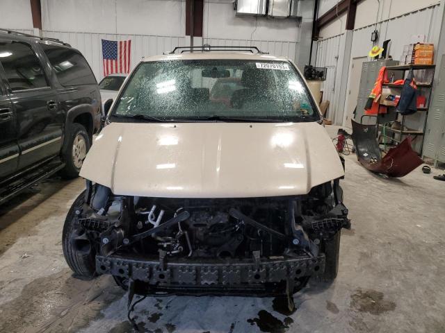 2C4RC1BG4FR697976 - 2015 CHRYSLER TOWN & COU TOURING 棕色 照片 5