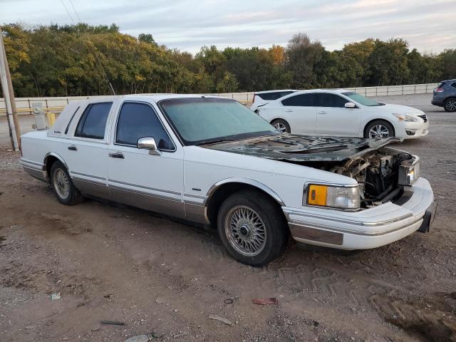 1LNCM81W1MY703306 - 1991 LINCOLN TOWN CAR EXECUTIVE WHITE photo 4